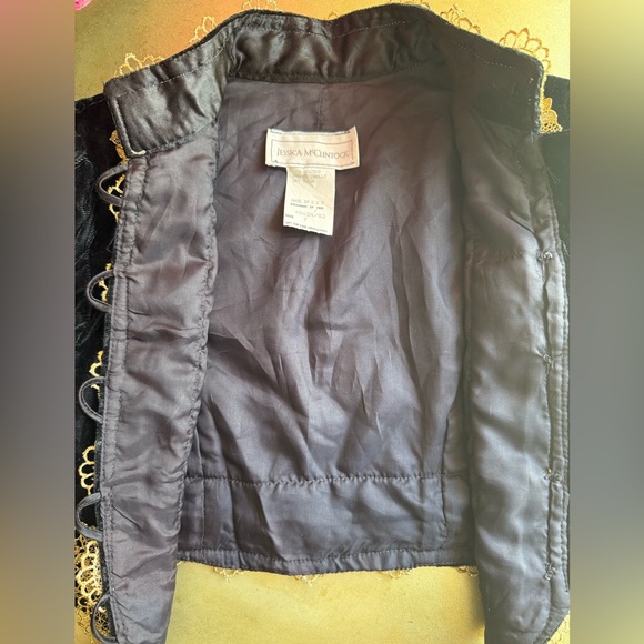 EUC Vintage Jessica McClintock Child Black Velvet Jacket With Gold Lace Size 7 - Picture 5 of 8